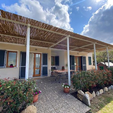 Villetta Di Rosa Проккио Экстерьер фото